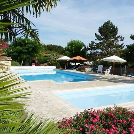 Gites Chez Belliveau Meursac ภายนอก รูปภาพ