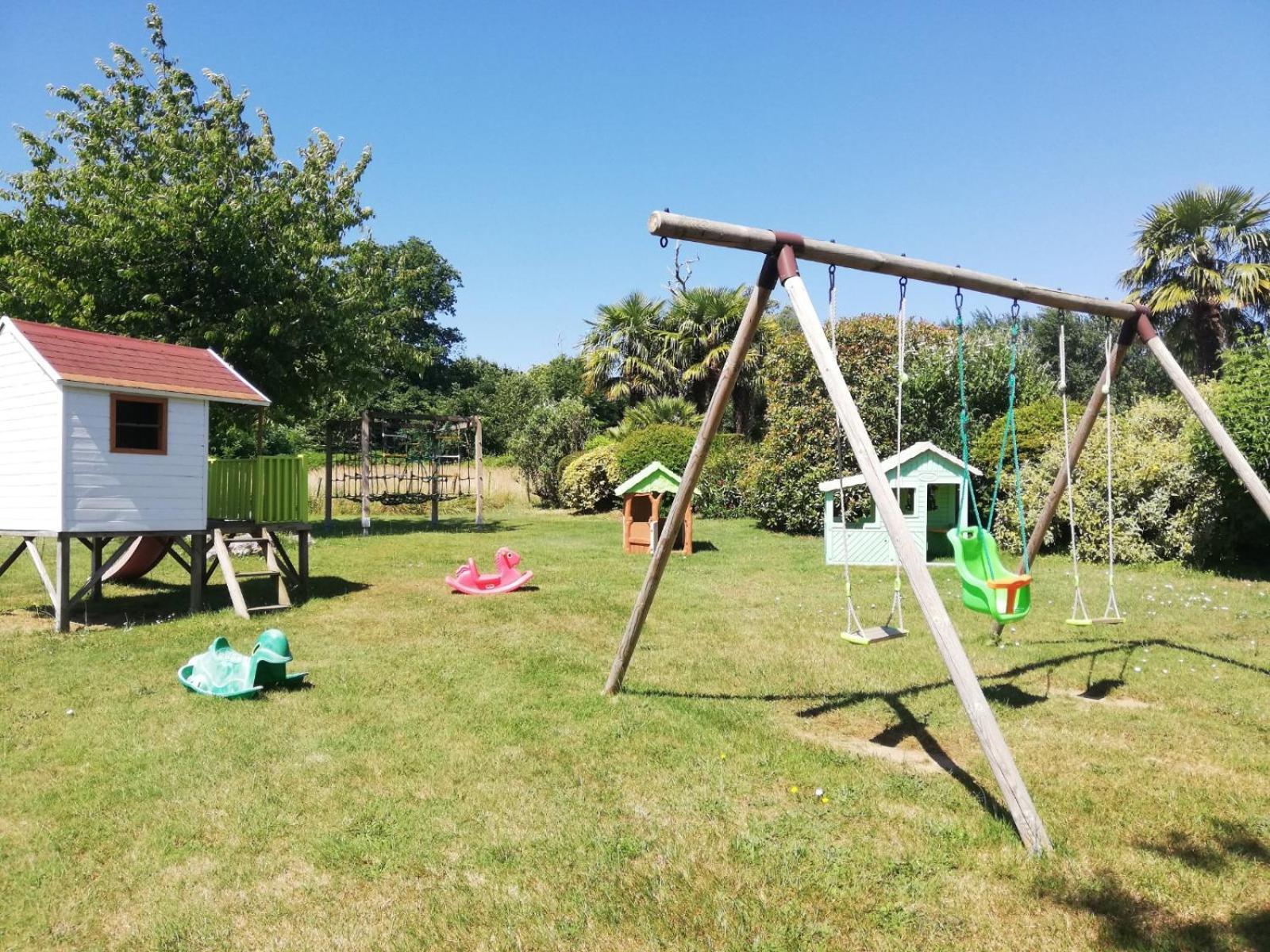 Gites Chez Belliveau Meursac ภายนอก รูปภาพ