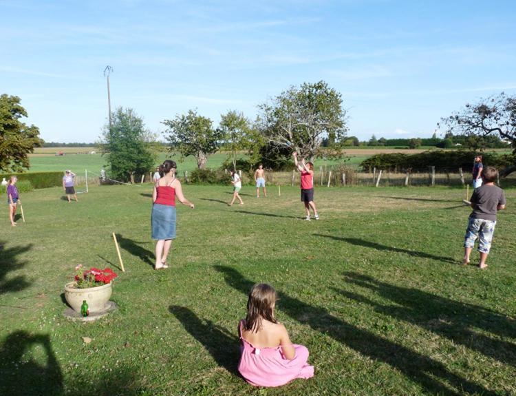 Gites Chez Belliveau Meursac ภายนอก รูปภาพ