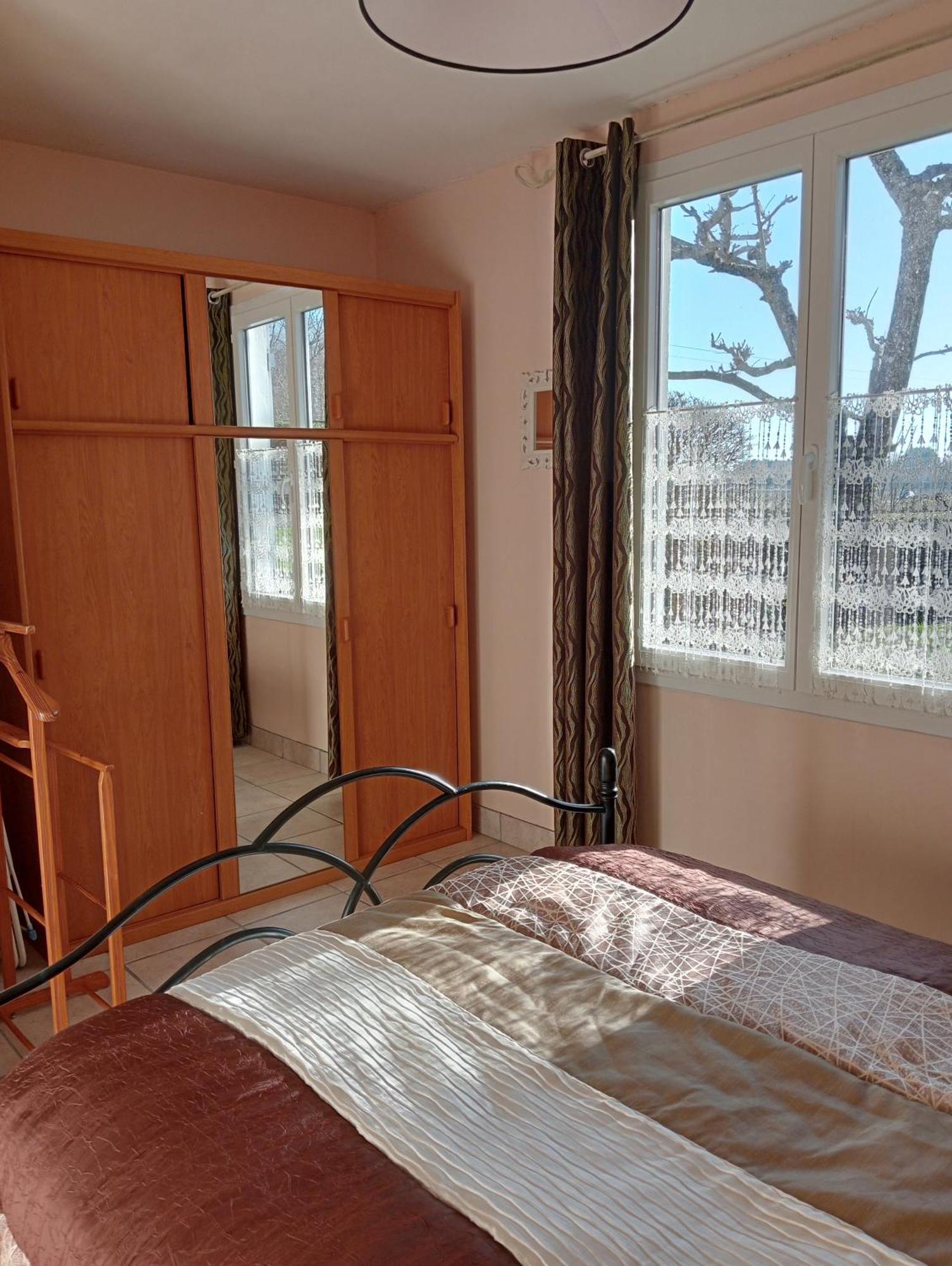 Gites Chez Belliveau Meursac ภายนอก รูปภาพ